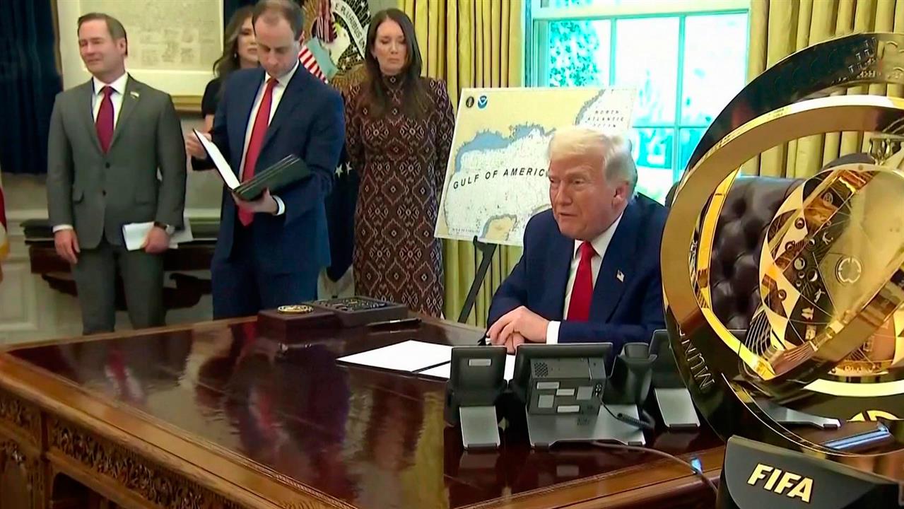 СМИ: Трамп повысил пошлины на товары из Китая до 145%