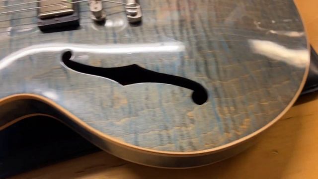 2015 Gibson Memphis ES 335 Figured Indigo Blue смотреть онлайн