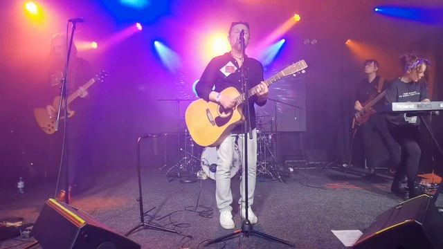 Растич - Огни чудес (Live @ Время N 24.04.2021) смотреть онлайн