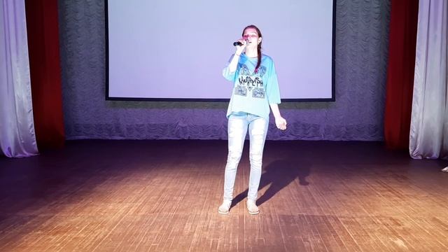 Брызжеватых Алина - Гимн Бурятии смотреть онлайн