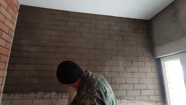 Декорирование стены под кирпич. Wall decoration in the style of brickwork