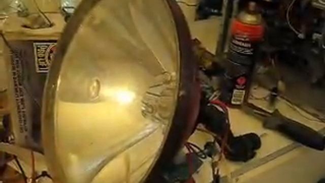 2 bulbs, 1 ballast. In parallel смотреть онлайн