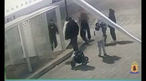 В Касимове полицейские задержали иностранца, сломавшего качели
