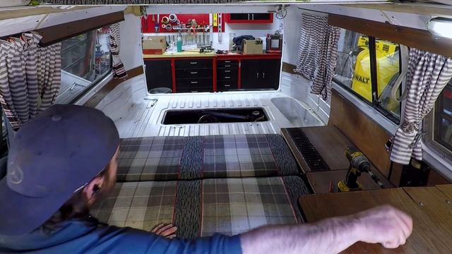 The VW Bus Body Makeover PT 2 Westy Interior Strip Down смотреть онлайн