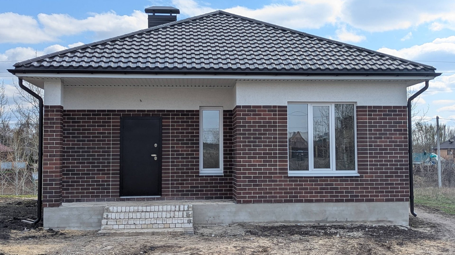 Дом 90 кв.м. на участке 5,5 сот. с. Новая Усмань, р-н Пчелка. смотреть онлайн