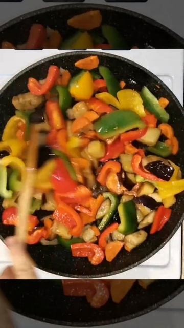 Рецепт овощного рагу с нутом. Быстро, сытно, вкусно.