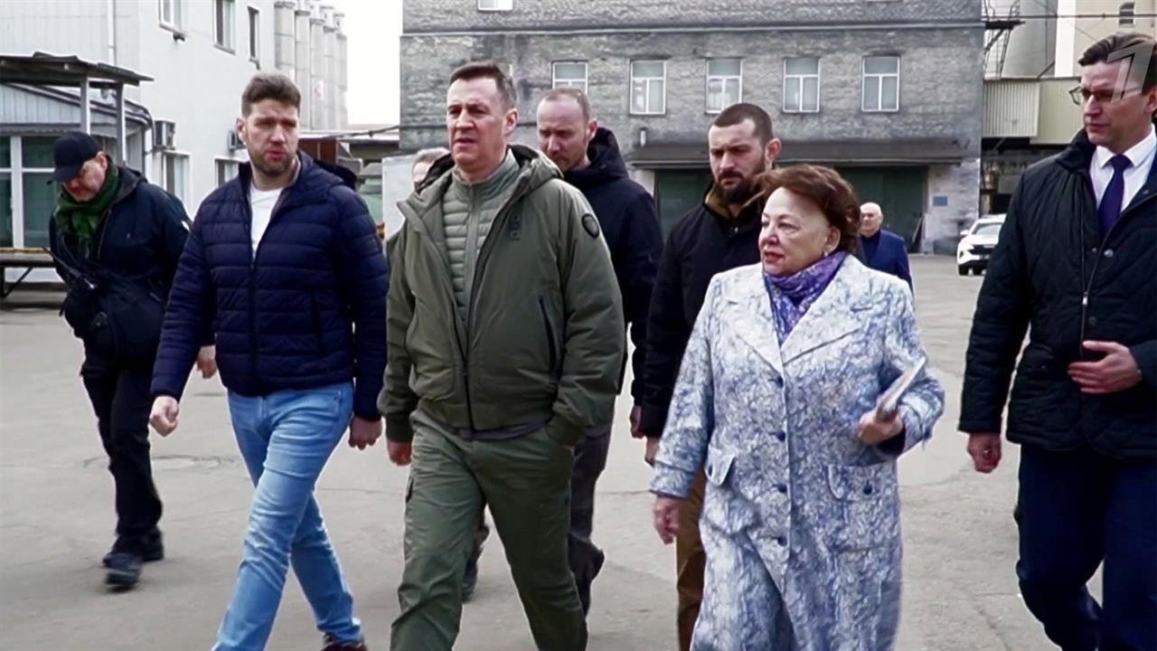 Вице-премьер Дмитрий Патрушев в ходе рабочей поездки в ЛНР проверил развитие АПК