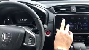 2017 Honda CR-V: how to keep rear view camera constantly on while in drive