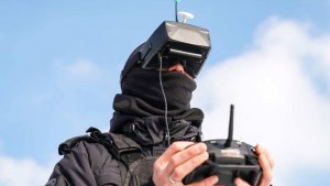Расчеты FPV-дронов громят объекты ВСУ на красноармейском направлении