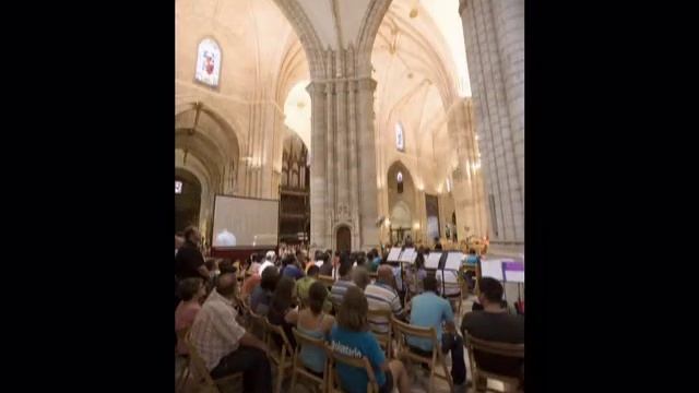 Peregrinos en la Catedral de Murcia смотреть онлайн
