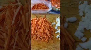 Как заготовить морковь 🥕 и лук🧅 на зиму💯..