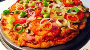 Пицца с мясная с шампиньонами