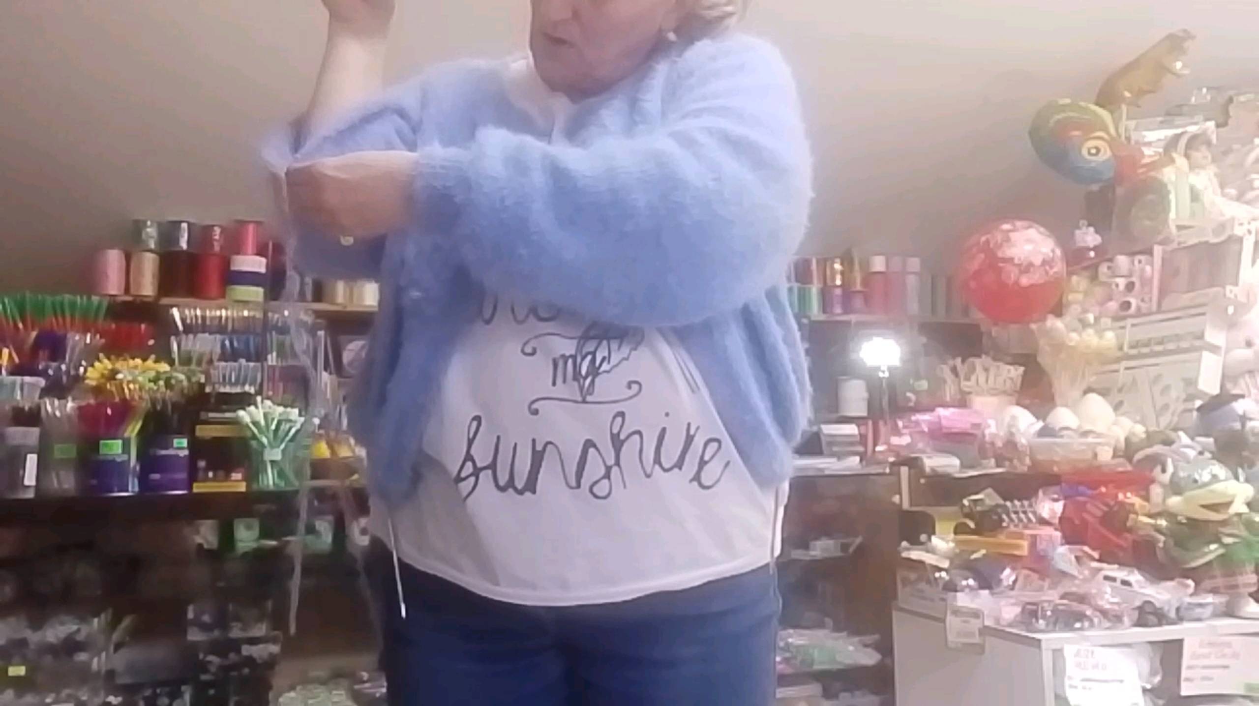 11.04.25.альбина пришла меня искать/примерка кардигана/болтаю  и отвечаю на вопросы🌺🌺🌺