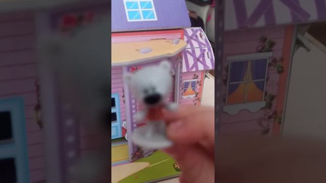 ИСТОРИЯ МЫ НАШЛИ МЕДВЕДЯ НА ЮГЕ смотреть онлайн