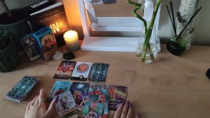 РАСКЛАД на картах таро. Что меня ждёт в ближайшем будущем? Работа, любовь, финансы 💚