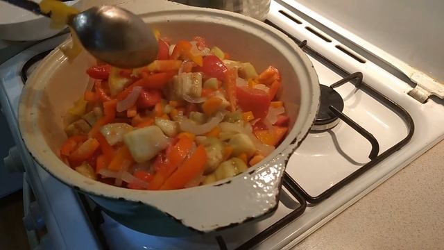 Рагу з баклажанів  Риба з овочами  Картопля з кропом