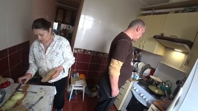 ЯЦКОБОРОВСКИЙ. МАМА УДИВИЛА.. ЭТО ОКАЗАЛОСЬ ПРАВДОЙ! БАТЯ ГОТОВИТ ВКУСНЯХУ