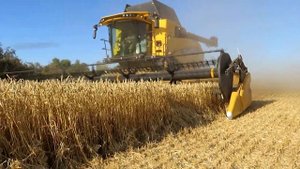 New Holland CR9 90