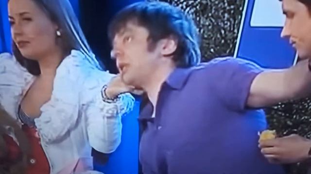 ура́льские пельмени на остановке смотреть онлайн