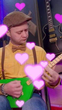 Йоу! Этот Чел Шпарит настоящий Русский народный Rock n' Roll! На электробалалайке!! #балалайка