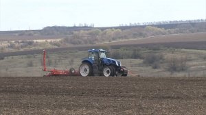 Аграрии Красногвардейского района приступили к севу сахарной свёклы