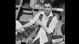 Penn Badgley: Damn Boy....You're HOT!!!!!