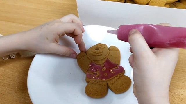 Пряничный человечек.