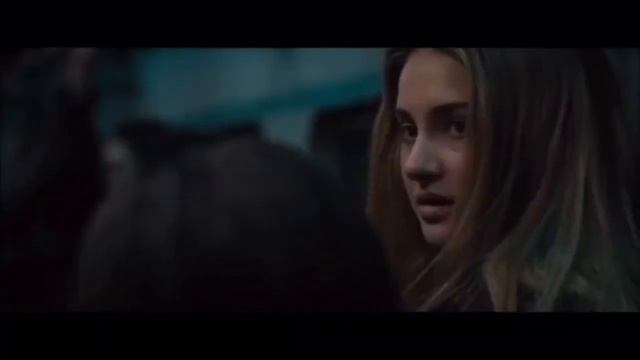 Tris And Four | Technicolour Dreams