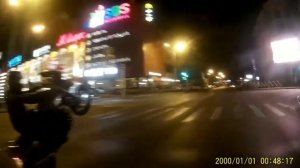 CB400 stunt на заднем wheelie