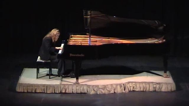 Antonio Soler. Sonata in D flat Major. Sara Astrid Ayala. Piano смотреть онлайн
