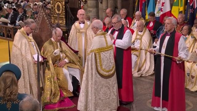 The Coronation of TM The King and The Queen Consort / The Coronation Service / No Commentary смотреть онлайн