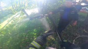 Горит гараж