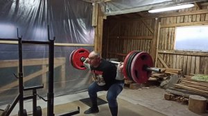 В 50 ЛЕТ ПРИСЕДАНИЯ 200 КГ / 10 ПОВТОРЕНИЙ. БЕЗ ХИМИИ И СПОРТ-ПИТА.SQUAT. 200 KG / 440 LBS. 10 REPS.