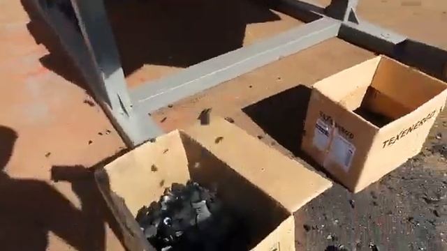 Видео рассева на виброгрохоте ВГ 1700 с древесного угля-360p смотреть онлайн