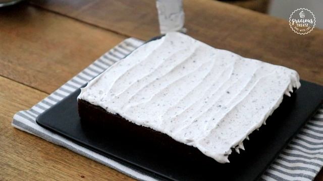 This cake is easy to make, so moist and delicious | Eggless Oreo Moist Chocolate Cake