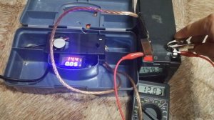 Схема защиты от кз и переполюсовки.