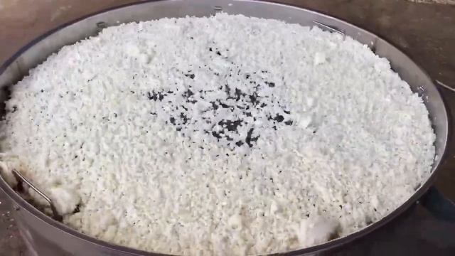 Видео обезвоживания сыра Моцарелла на вибросите СВ-1,0Н из нержавейки на проход на листе 4мм-720p смотреть онлайн