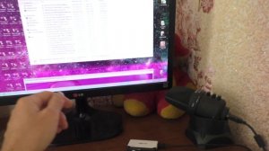Монитор стал показывать розовым цветом почему?