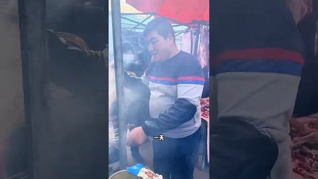 新疆红柳大肉串4两羊肉10元#红柳大串 #新疆美食#大口吃肉