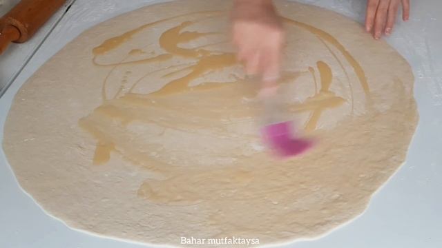 Hiç Böyle ÇÖREK yediniz mi ❓Sadece 3 BEZE İle yediğim En LEZZETLİ En KOLAY ÇÖREK TARİFİ смотреть онлайн