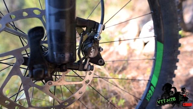VTT - MTB Avis sur le SCOTT SPARK 700 (et Maxxis oem) смотреть онлайн