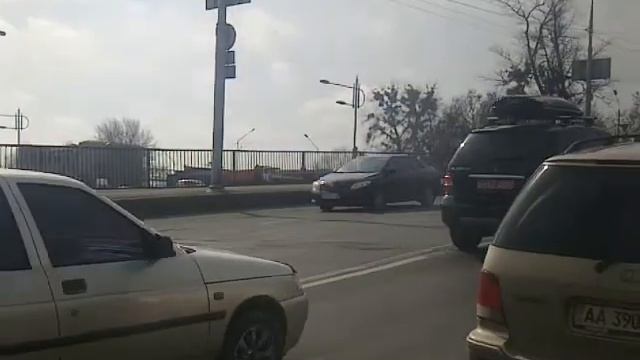 Утро трафик от проспекта Победы до Вокзала смотреть онлайн