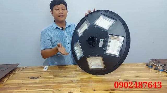 Đèn năng lượng mặt trời ufo 250w siêu sáng , đèn năng lượng mặt trời