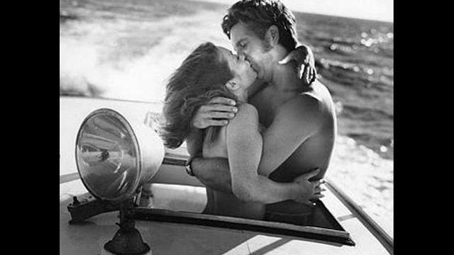 "E fuori è buio...." Tiziano Ferro смотреть онлайн