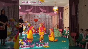 **«Лезгинка для мам! Дети танцуют на 8 Марта — трогательный подарок в кавказских ритмах ❤️»**