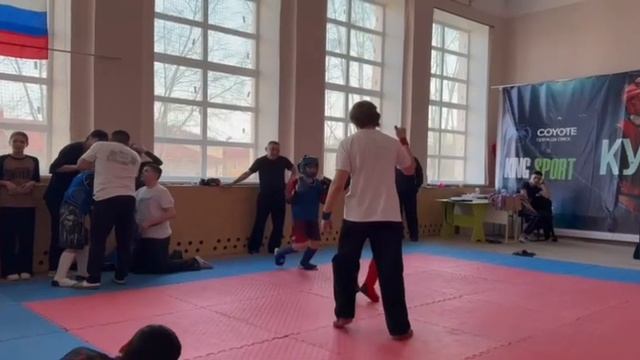 уличная драка не поделили приставку смотреть онлайн