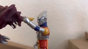 Jet Jaguar vs Destoroyah Rulers of Earth recreation