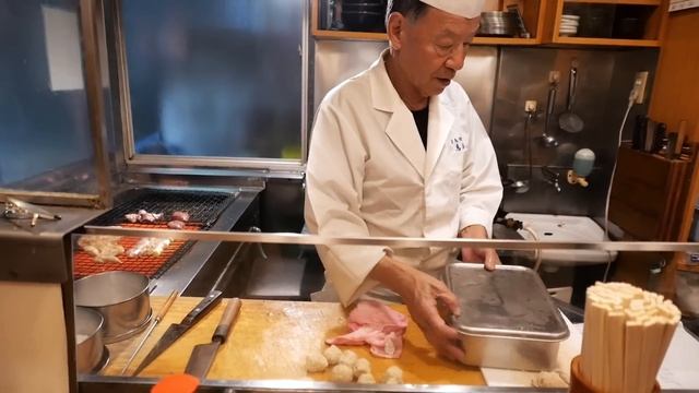 Японская еда - Мастер Жареная Курица якитори Токио Япония смотреть онлайн