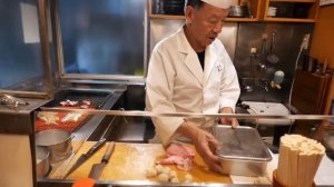 Японская еда - Мастер Жареная Курица якитори Токио Япония