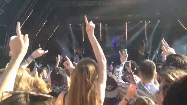 Blonde no tomorrow смотреть онлайн